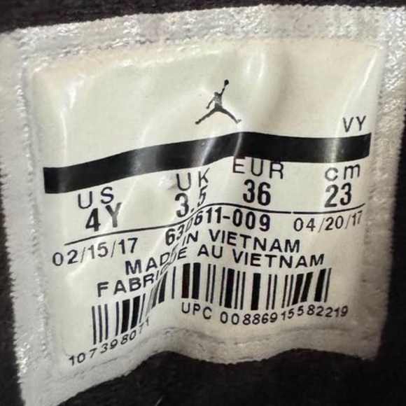 Jordan kid 4Y also 5 or. 5.5 for women - Picture 4 of 4